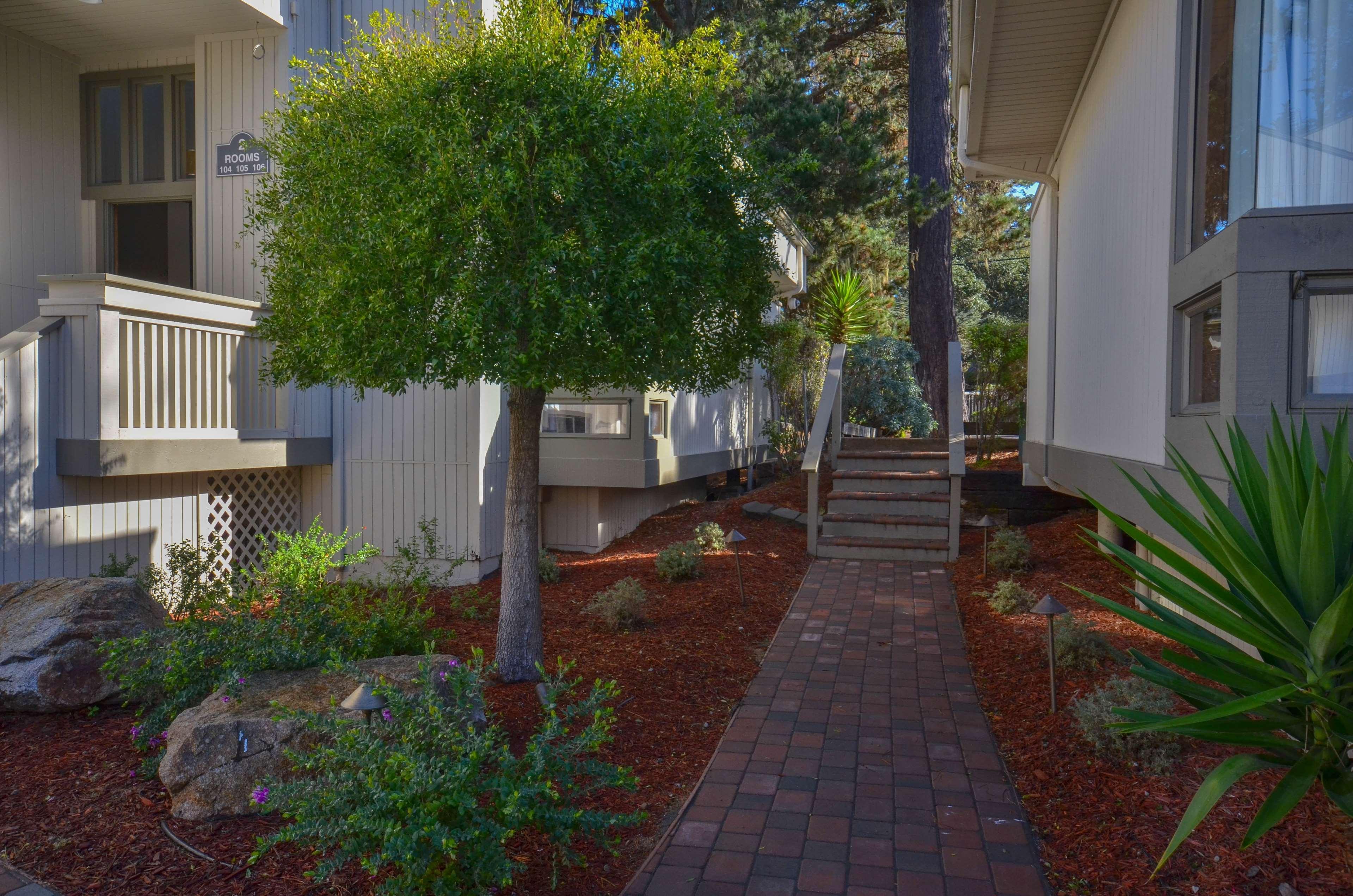 Best Western The Inn & Suites Pacific Grove Exterior foto