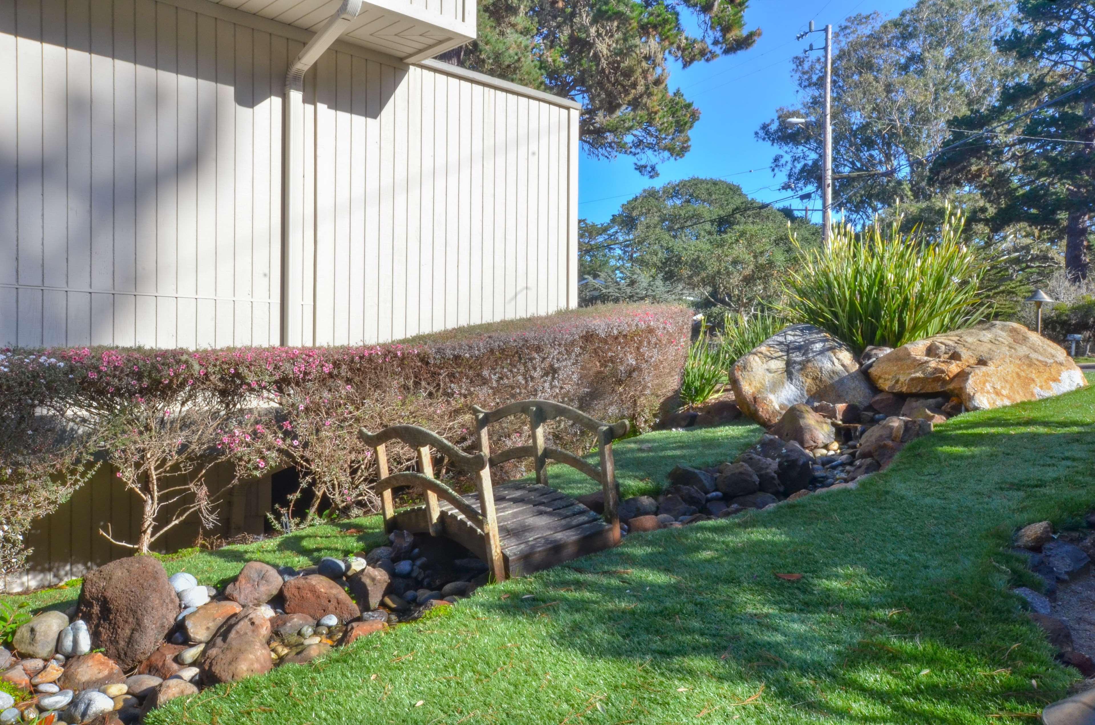 Best Western The Inn & Suites Pacific Grove Exterior foto