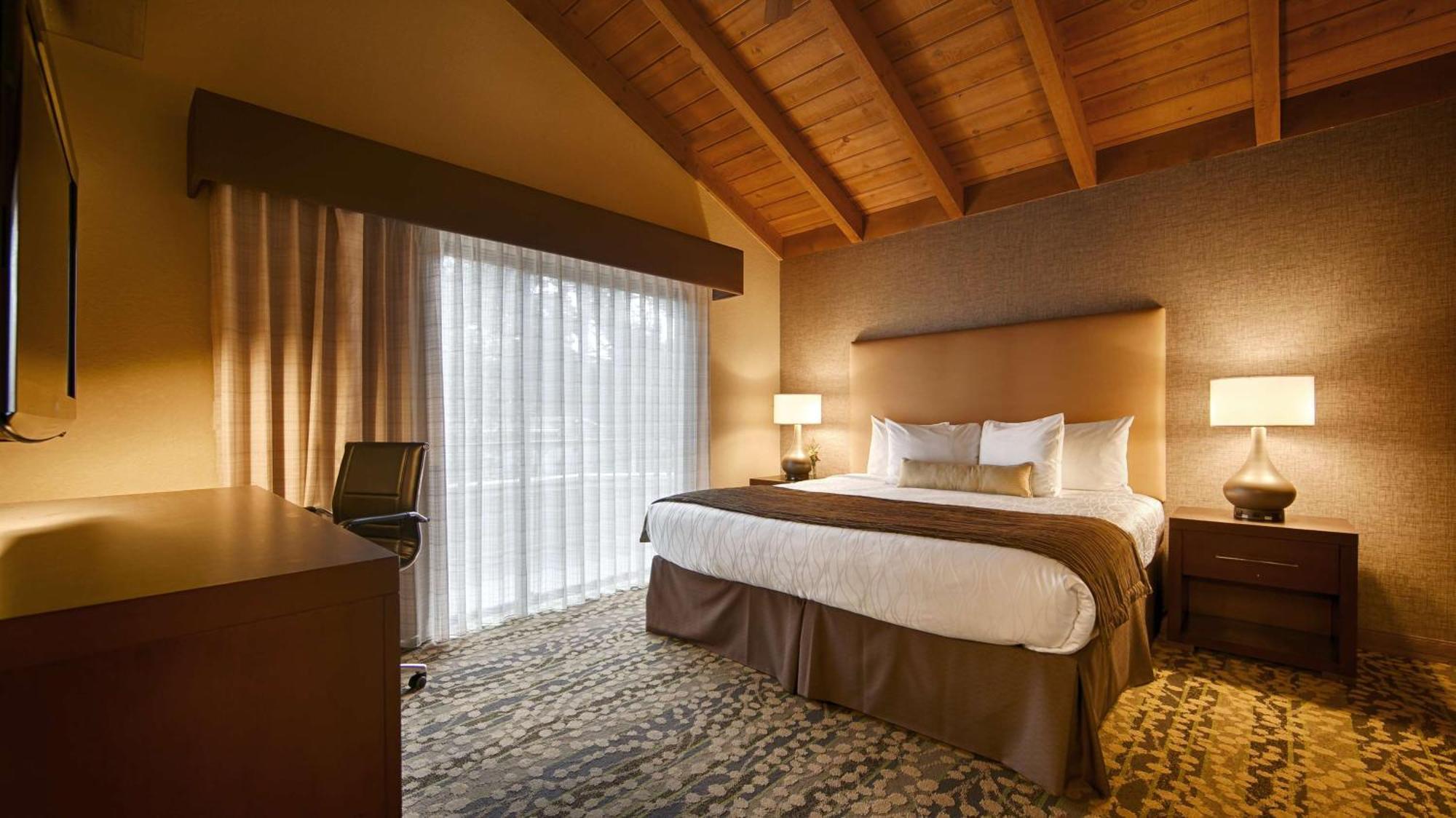 Best Western The Inn & Suites Pacific Grove Exterior foto